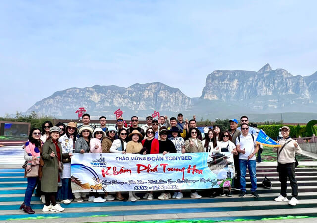 tham-quan-hang-da-long-mon